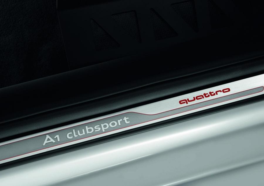 Детали интерьера Audi A1 Clubsport Quattro Concept (8X) 2011 года  (фото 16 из 37)